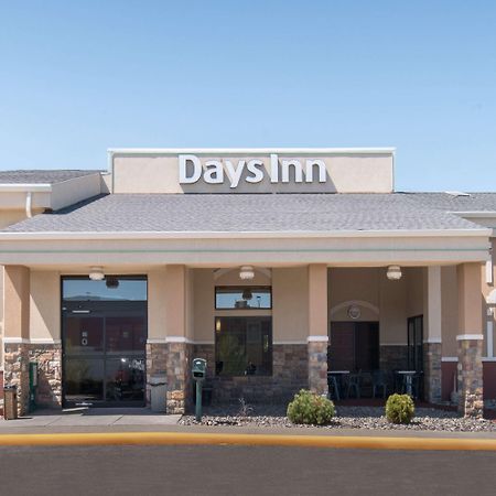 Days Inn By Wyndham Minot Exterior foto